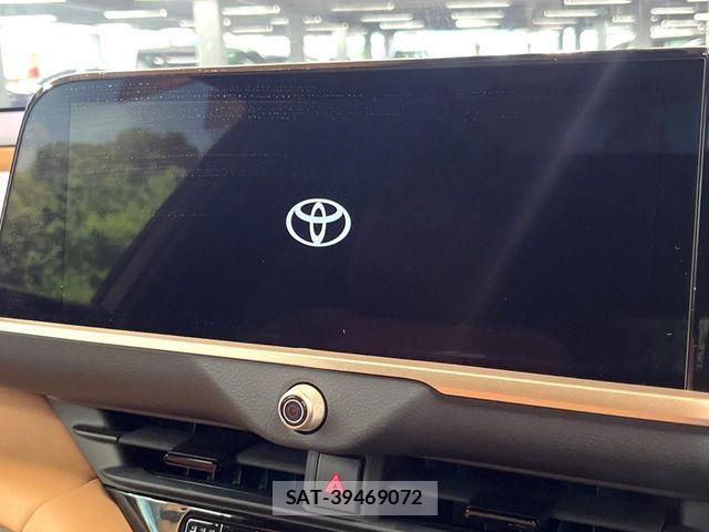 Toyota Crown Sports 2025-01 8870733-3