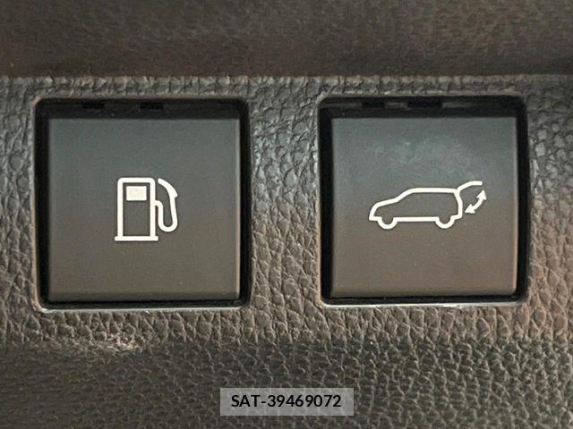 Toyota Crown Sports 2025-01 8870733-8