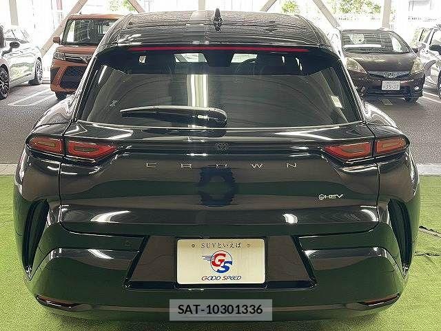 Toyota Crown Sports 2024-01 8870731-15