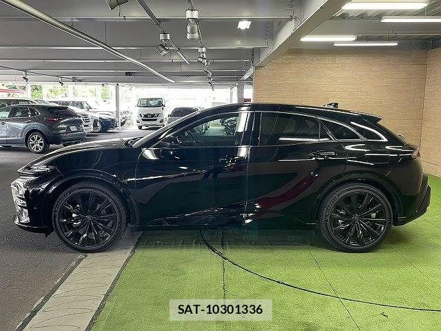 Toyota Crown Sports 2024-01 8870731-16