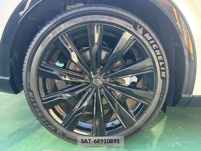 Toyota Crown Sports 2024-04 8870735-14