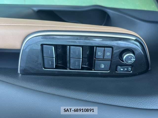 Toyota Crown Sports 2024-04 8870735-15