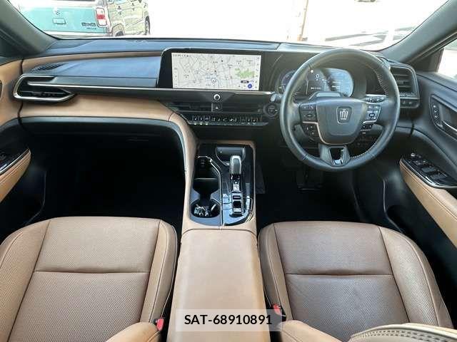 Toyota Crown Sports 2024-04 8870735-7