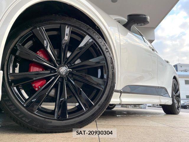Toyota Crown Sports 2025-02 8870723-12