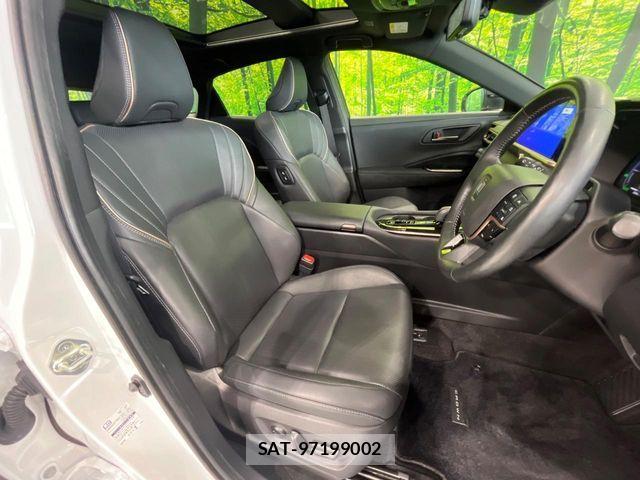 Toyota Crown Sports 2024-01 8870736-7