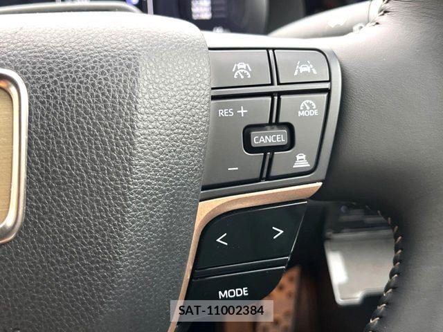 Toyota Crown Sports 2025-03 8879283-9