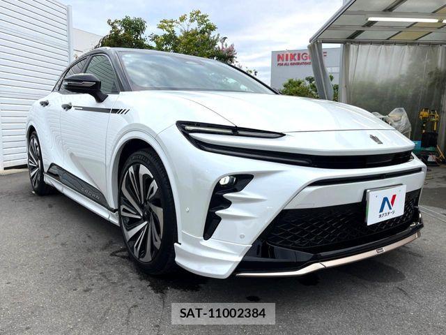 Toyota Crown Sports 2025-03 8879283-18
