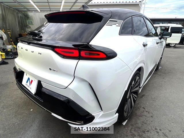 Toyota Crown Sports 2025-03 8879283-19