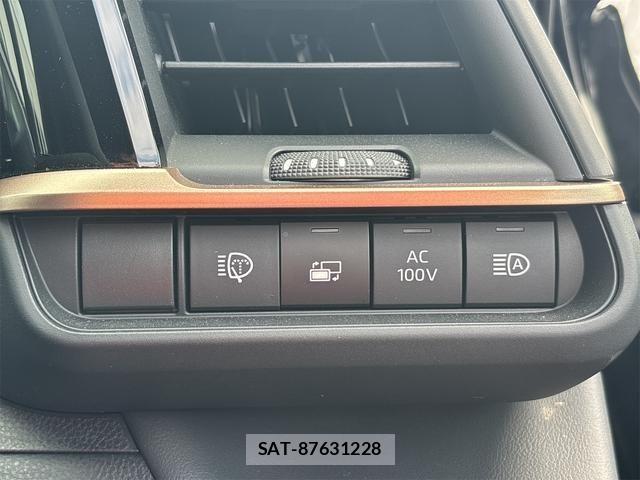 Toyota Crown Sports 2025-07 8879285-9