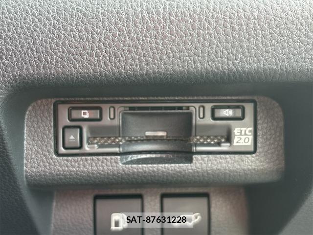 Toyota Crown Sports 2025-07 8879285-7