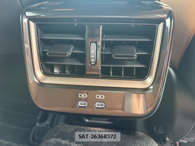 Toyota Crown Sports 2024-08 8879290-19