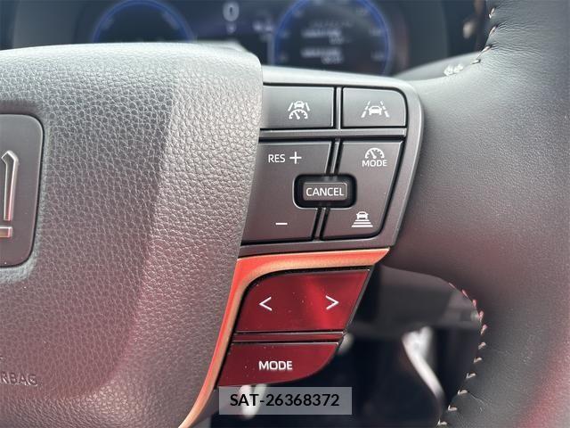 Toyota Crown Sports 2024-08 8879290-23