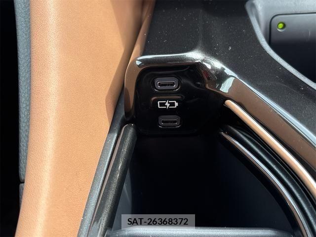 Toyota Crown Sports 2024-08 8879290-25