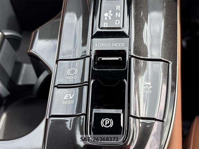Toyota Crown Sports 2024-08 8879290-26