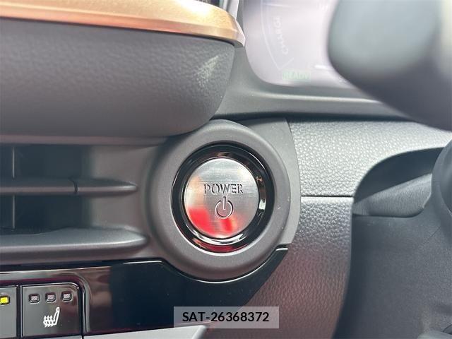 Toyota Crown Sports 2024-08 8879290-8