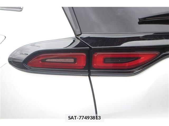 Toyota Crown Sports 2025-04 8879294-14