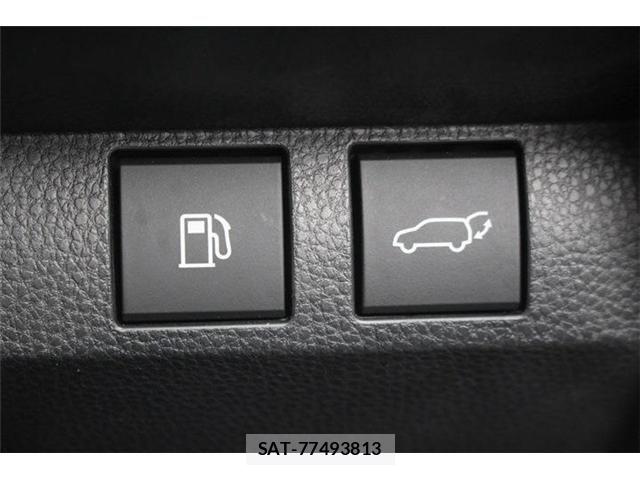 Toyota Crown Sports 2025-04 8879294-23