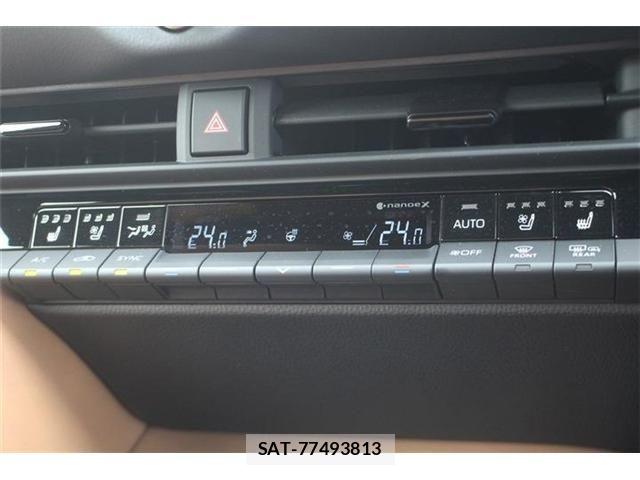 Toyota Crown Sports 2025-04 8879294-24