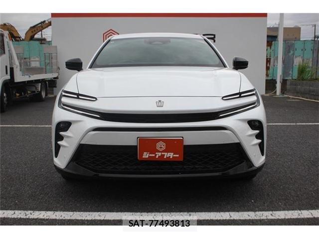 Toyota Crown Sports 2025-04 8879294-6