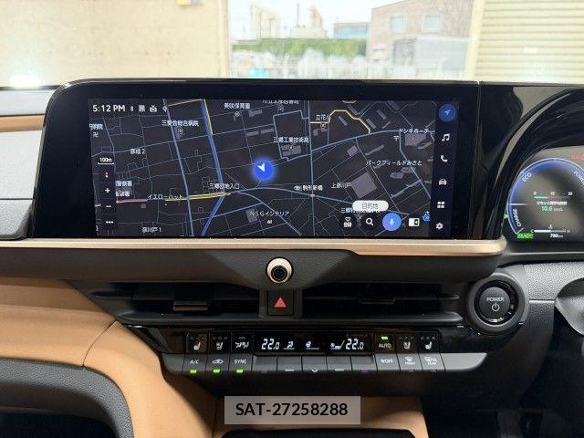 Toyota Crown Sports 2024-12 8879287-9