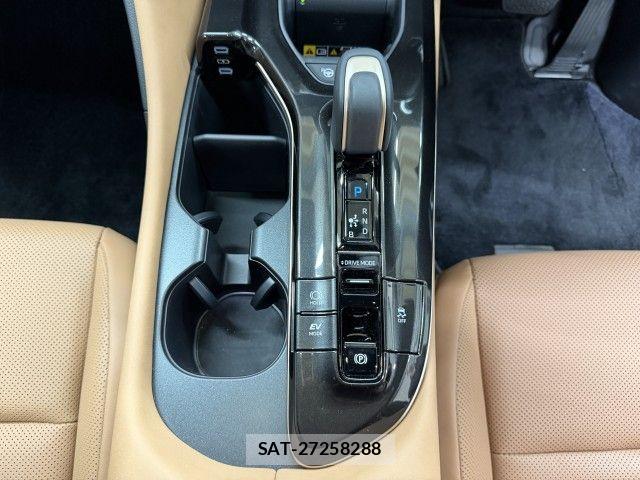 Toyota Crown Sports 2024-12 8879287-13