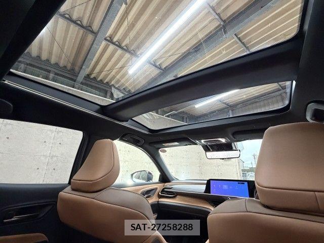 Toyota Crown Sports 2024-12 8879287-20