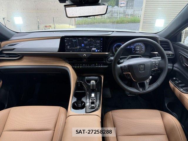 Toyota Crown Sports 2024-12 8879287-2