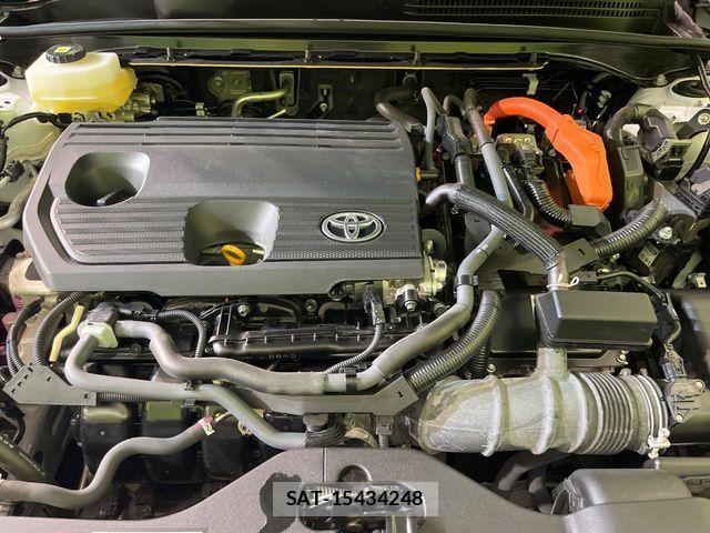 Toyota Crown Sports 2024-12 8879293-18
