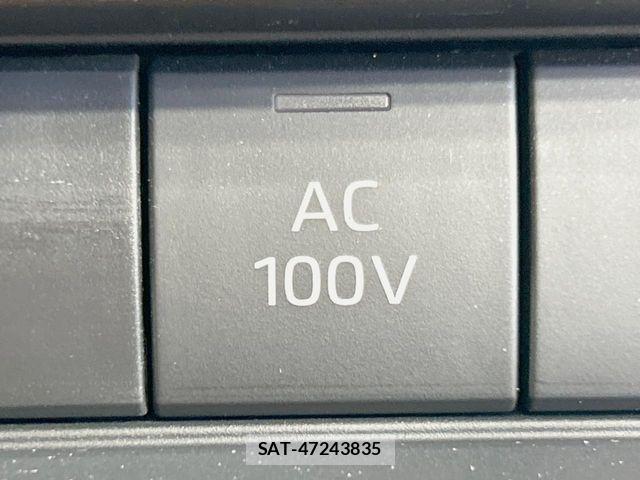 Toyota Crown Sports 2024-05 8879289-4