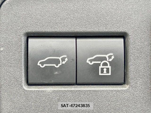 Toyota Crown Sports 2024-05 8879289-6