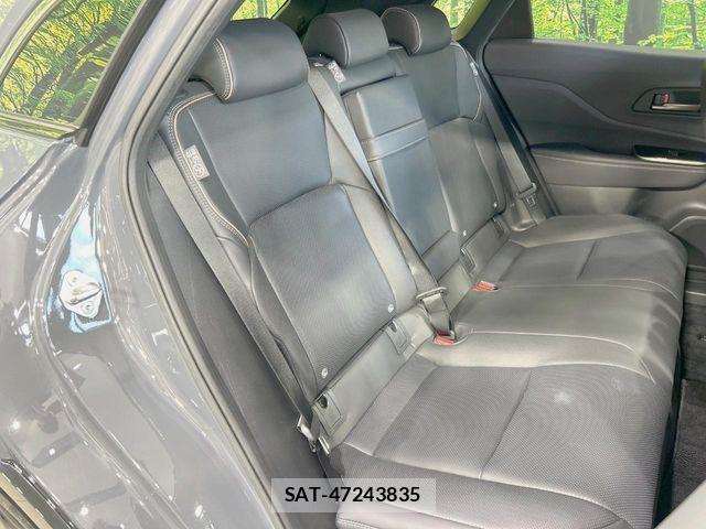 Toyota Crown Sports 2024-05 8879289-8