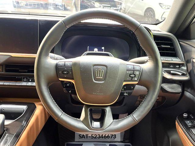 Toyota Crown Sports 2024-05 8879292-10