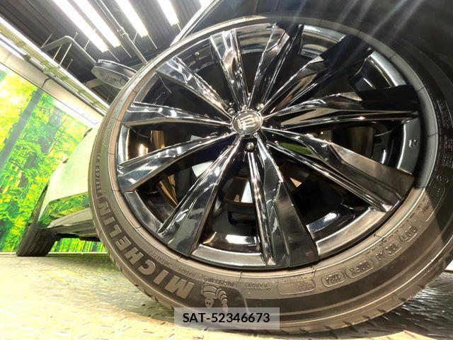 Toyota Crown Sports 2024-05 8879292-12