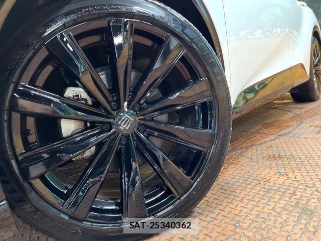 Toyota Crown Sports 2024-06 8879291-12