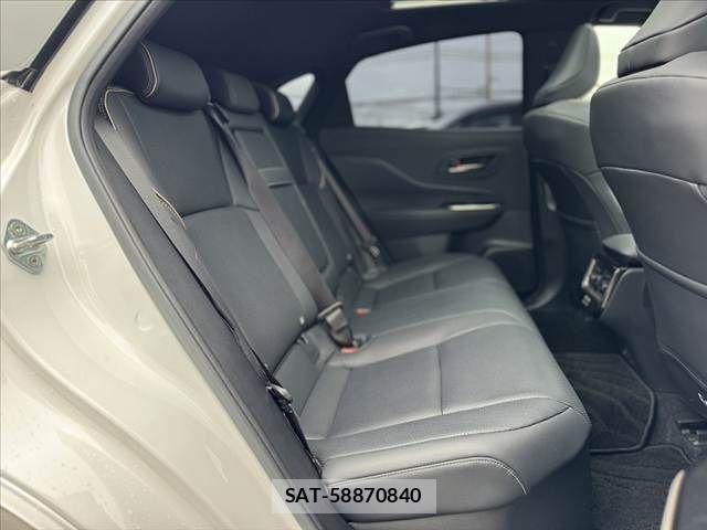 Toyota Crown Sports 2024-07 8879288-19