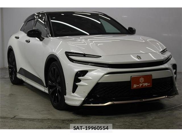 Toyota Crown Sports 2024-04 8883475-2