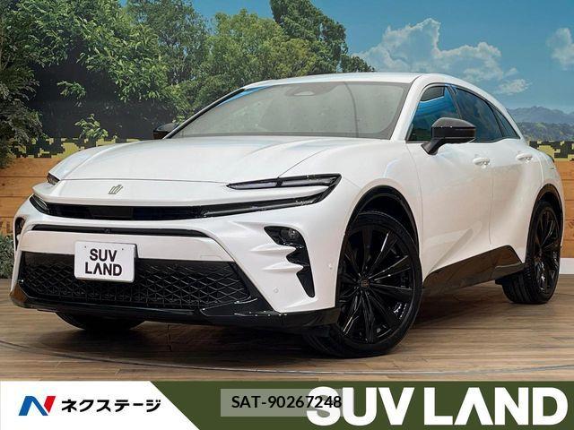 Toyota Crown Sports 2024-04 8883474-0