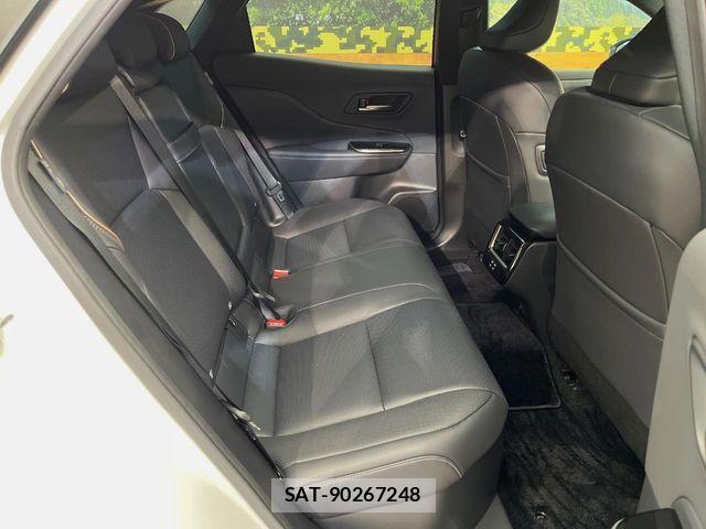 Toyota Crown Sports 2024-04 8883474-10