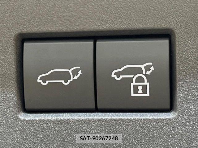 Toyota Crown Sports 2024-04 8883474-8
