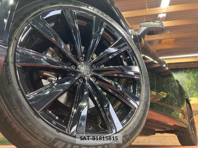 Toyota Crown Sports 2024-03 8883472-12