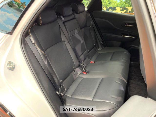 Toyota Crown Sports 2024-04 8883470-9