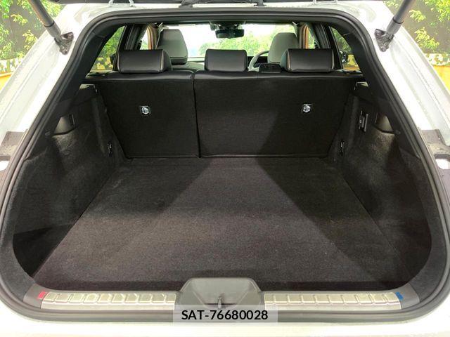 Toyota Crown Sports 2024-04 8883470-10