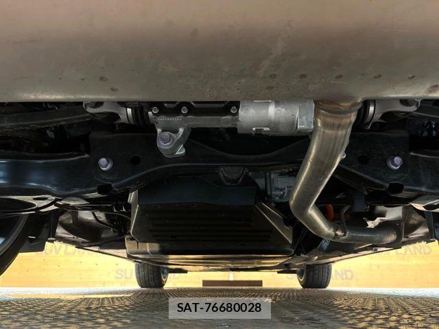 Toyota Crown Sports 2024-04 8883470-18