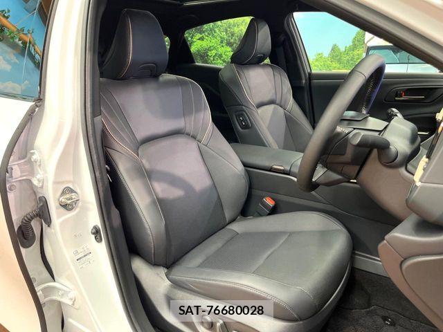 Toyota Crown Sports 2024-04 8883470-8