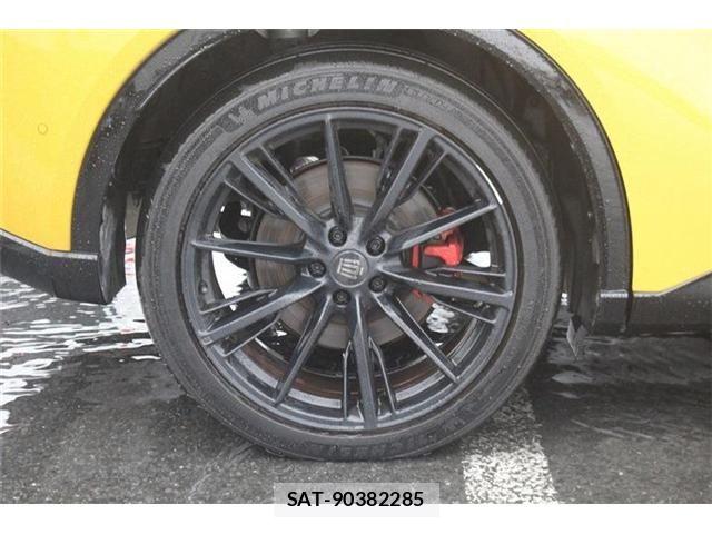 Toyota Crown Sports 2024-03 8883476-15