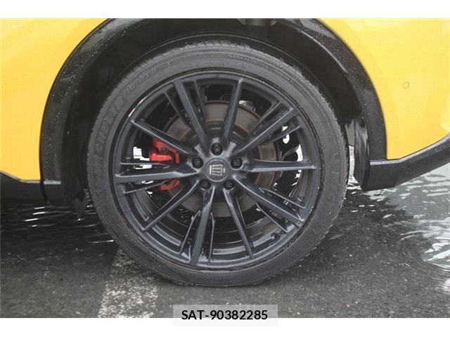 Toyota Crown Sports 2024-03 8883476-16