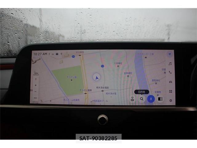 Toyota Crown Sports 2024-03 8883476-1