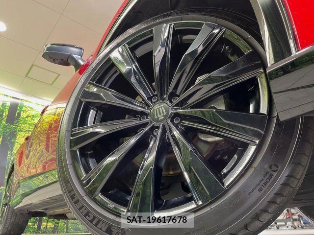 Toyota Crown Sports 2024-10 8883478-11
