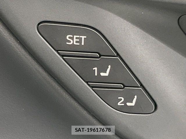 Toyota Crown Sports 2024-10 8883478-6