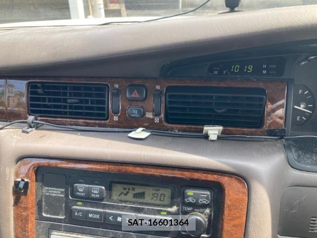 Toyota CROWN 1998-01 8313981-23